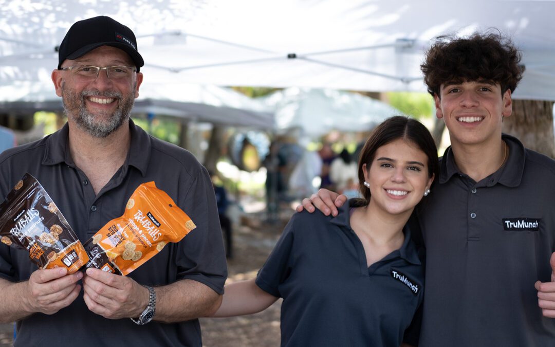 TruMunch Shares the Vegan Goodness with the SoFlo Vegans Community